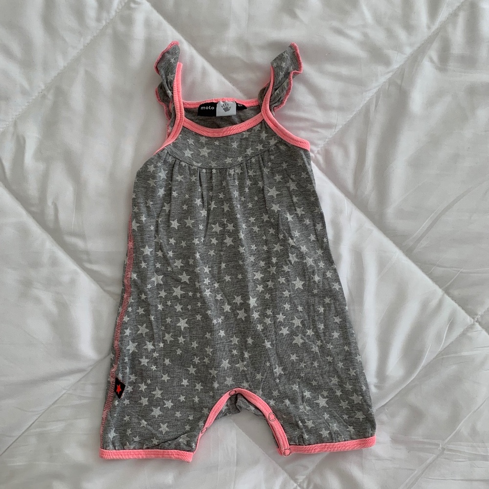 Vintage Grey Romper w/stars from Molo
